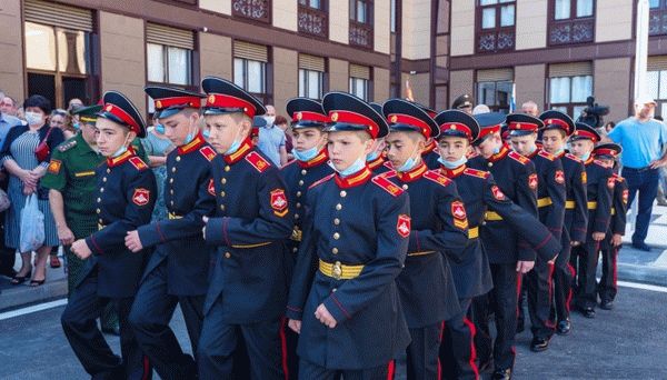 Школьные тесты&lt; pan&gt; Список кандидатов, имеющих право на льготы при регистрации в Суворовском университете, определен Федеральным законом № 273 